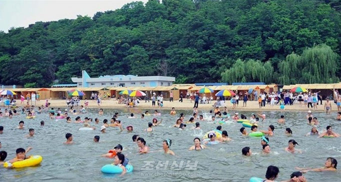 [북한 돋보기] "체제선전 도구로 전락한 와우도의 이면" 기사 이미지