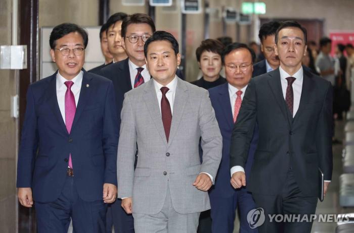 장동혁 “변화 없는 만남은 의미 없어” 기사 이미지