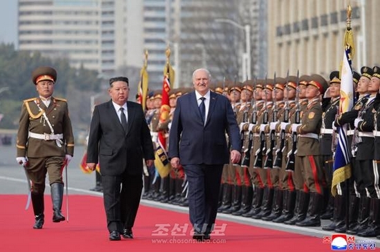 [북한의 오늘] 독재자들의 의전 잔치