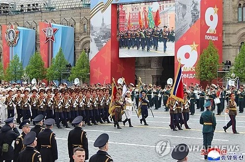 [사설] 북한군의 행진, 몰락의 길