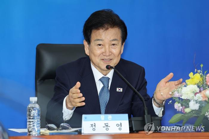 [사설] 통일부장관의 무지.. 독일통일을 제대로 알기는 하는가