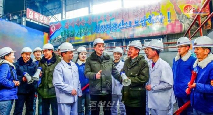 [북한 돋보기] “웅변가·문필가가 되라”는 북한 교육