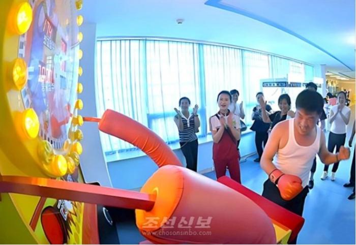 [북한의 오늘] 오락기계가 ‘인민생활의 성과’