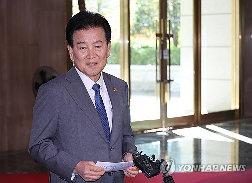 [사설] 닭 쫓던 개 지붕 쳐다보듯