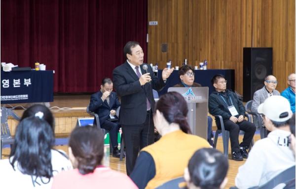 세종서 전국 장애인 배드민턴 선수들 기량 펼쳐