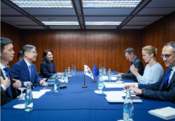 외교부, 아세안 관련 외교장관회의 계기 한-EU · 한-영 외교장관 회담 개최