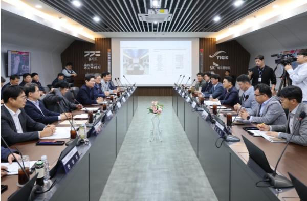 이상일 용인특례시장, 함평군 대표단과 SK하이닉스 용인 반도체클러스터 현장 찾아 반도체 산단 조성 선진 사례 공유